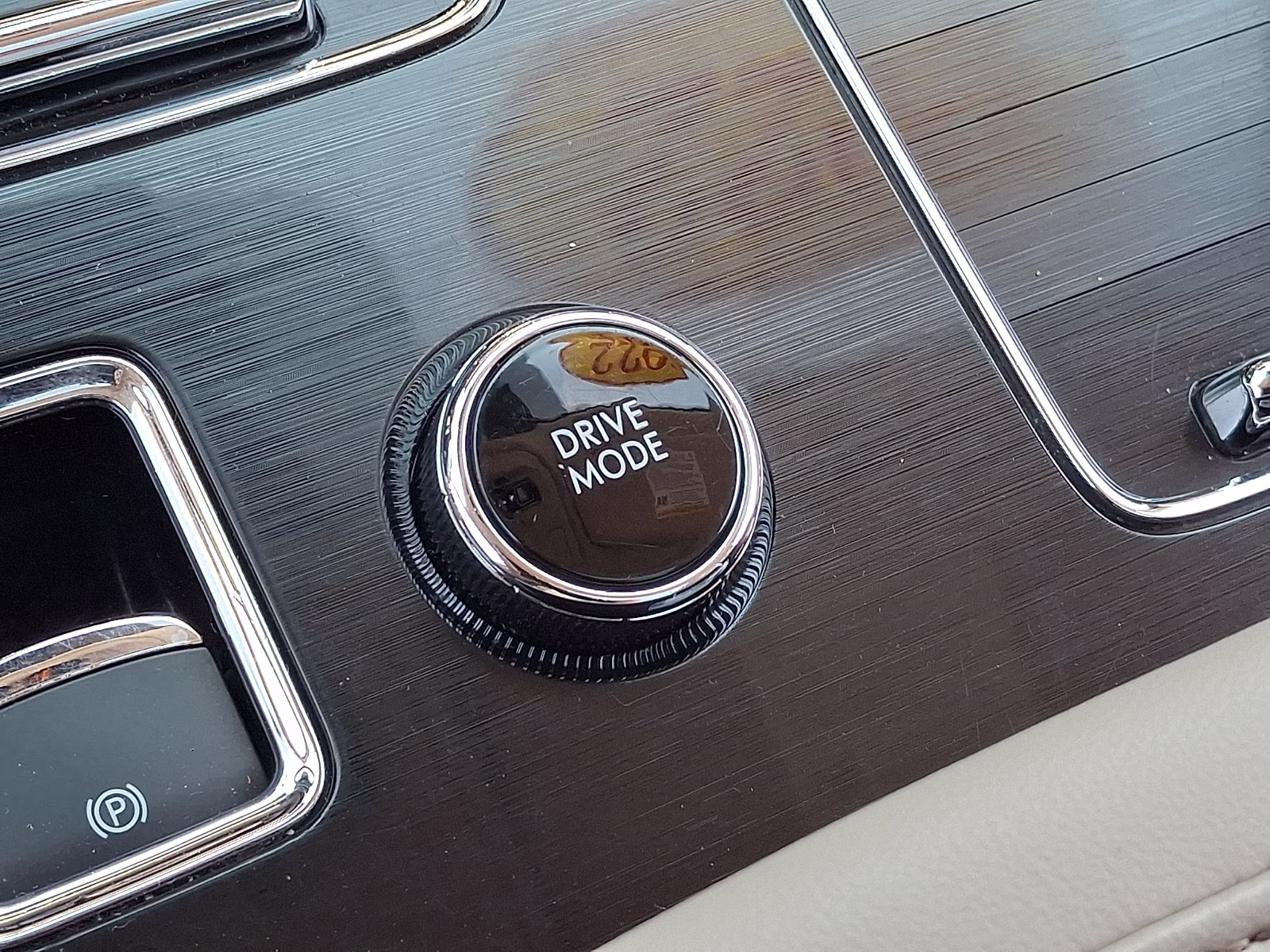 2022 Burgundy Velvet Metallic Tinted Clearcoat - R3 Lincoln Aviator Reserve AWD