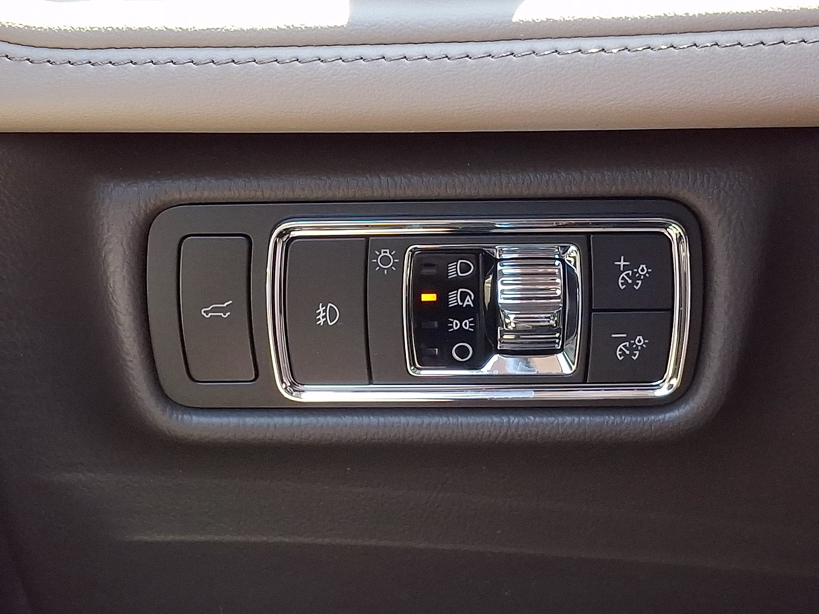 2022 Burgundy Velvet Metallic Tinted Clearcoat - R3 Lincoln Aviator Reserve AWD