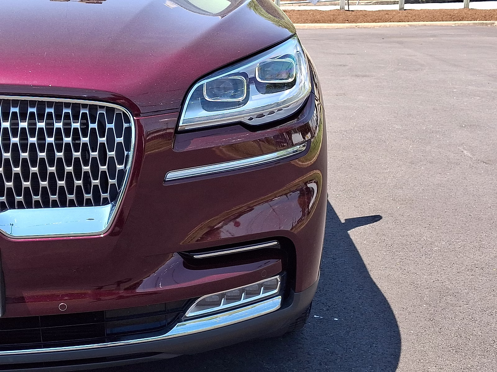 2022 Burgundy Velvet Metallic Tinted Clearcoat - R3 Lincoln Aviator Reserve AWD