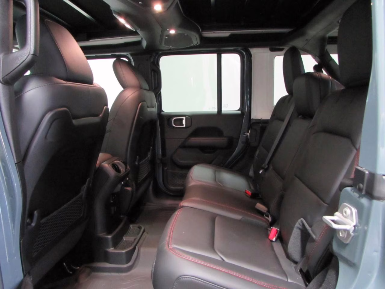 2026 Anvil Clearcoat Jeep Wrangler Rubicon 4X4 SUV