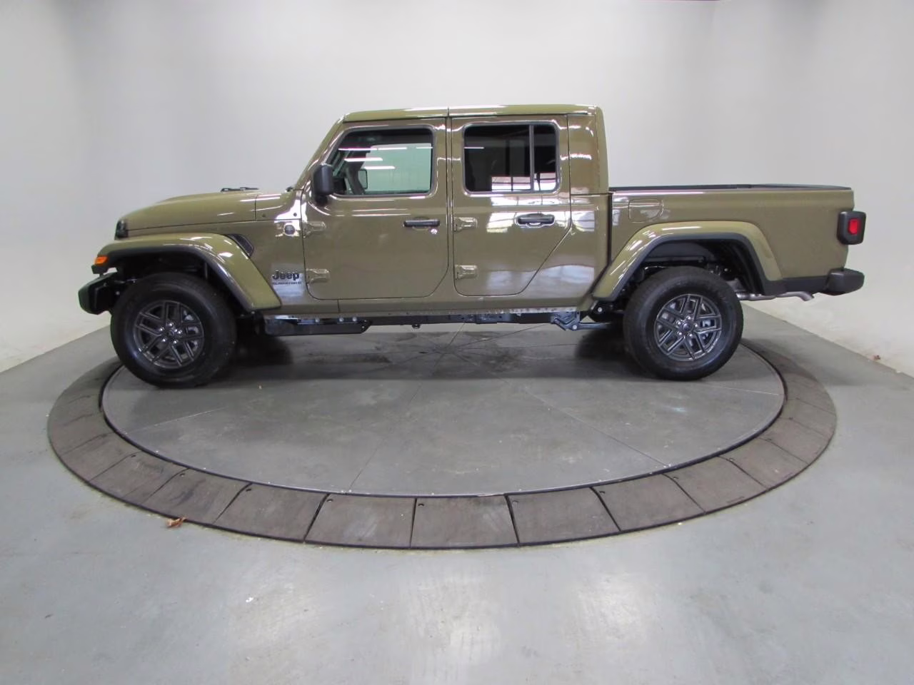 2026 41 Jeep Gladiator Sport S 4X4 Truck