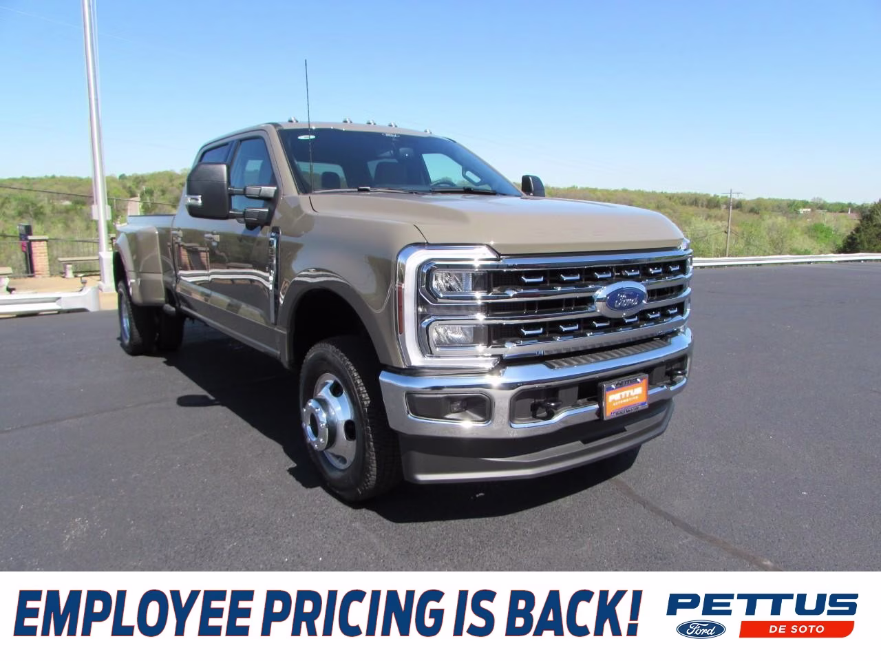 2026 Marsh Gray Ford Super Duty F-350 DRW XLT DRW 4X4 Truck