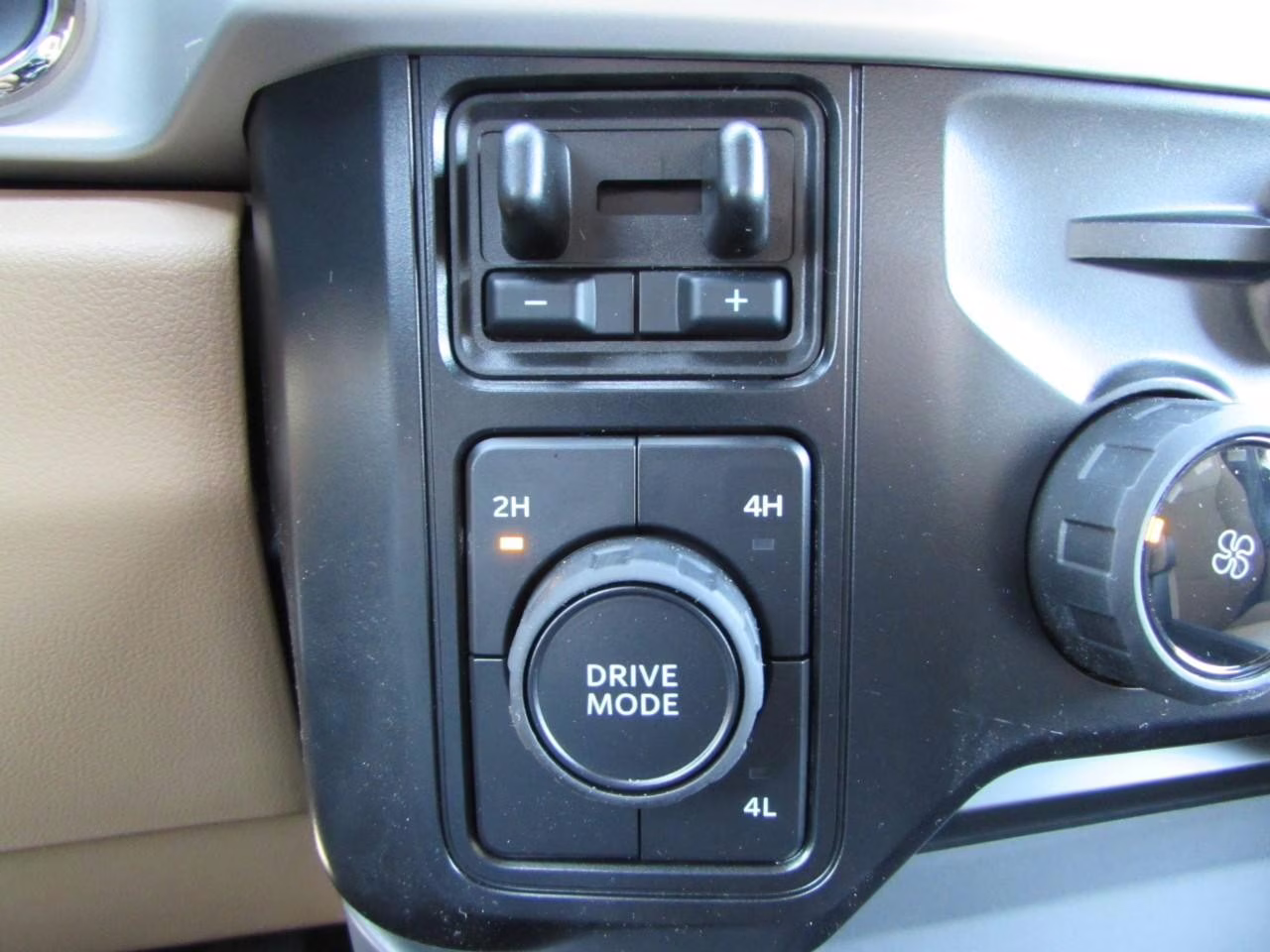 2026 Marsh Gray Ford Super Duty F-350 DRW XLT DRW 4X4 Truck