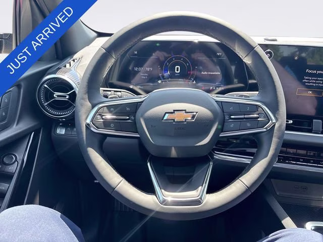 2026 Radiant Red Tintcoat Chevrolet Equinox LT FWD SUV