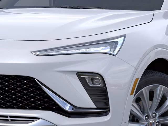 2026 White Frost Tricoat Buick Envista Avenir FWD SUV