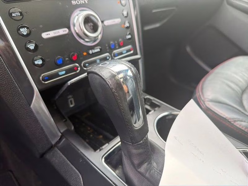 2019 White Platinum Metallic Tri-Coat Ford Explorer Sport 4X4 SUV