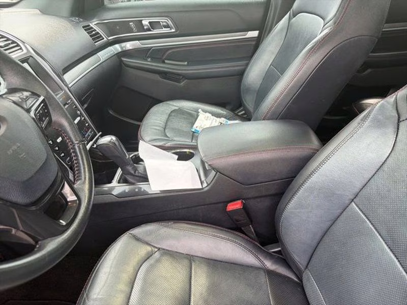 2019 White Platinum Metallic Tri-Coat Ford Explorer Sport 4X4 SUV