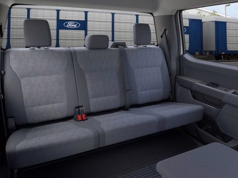 2026 Oxford White Ford Super Duty F-250 SRW XL 4X4 Truck