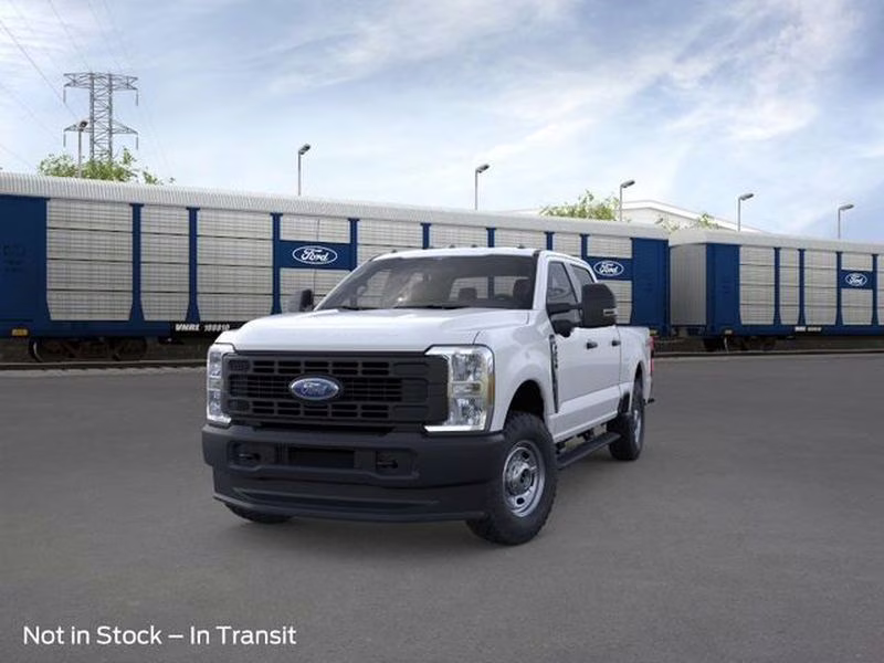 2026 Oxford White Ford Super Duty F-250 SRW XL 4X4 Truck