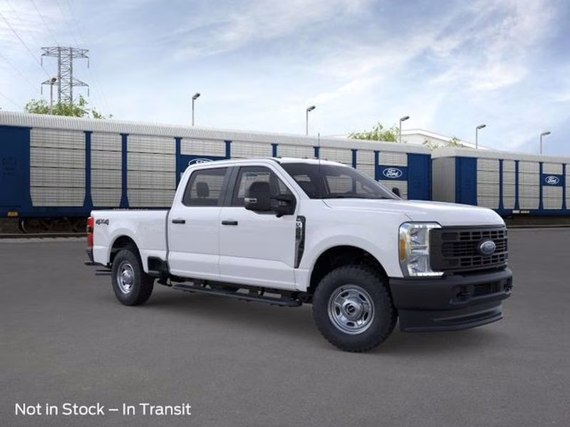 2026 Oxford White Ford Super Duty F-250 SRW XL 4X4 Truck