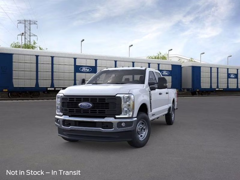 2026 Oxford White Ford Super Duty F-250 SRW XL 4X4 Truck