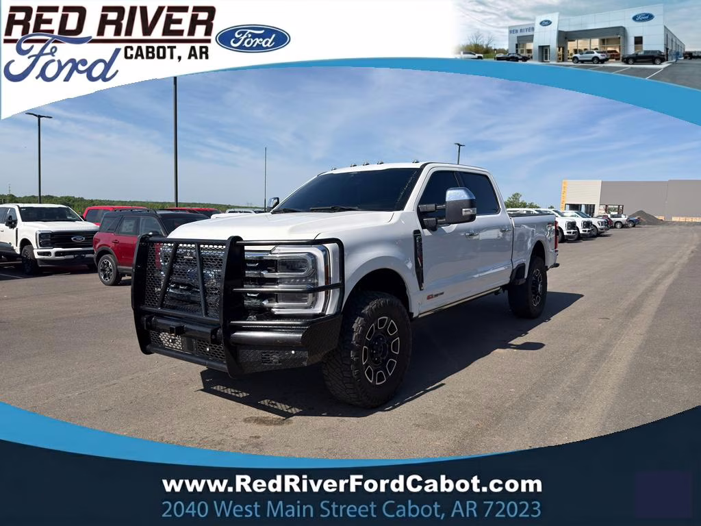 2024 Star White Metallic Tri-Coat Ford Super Duty F-250 SRW Platinum 4X4 Truck