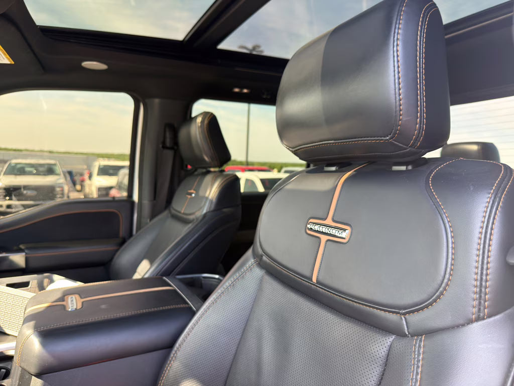 2024 Star White Metallic Tri-Coat Ford Super Duty F-250 SRW Platinum 4X4 Truck