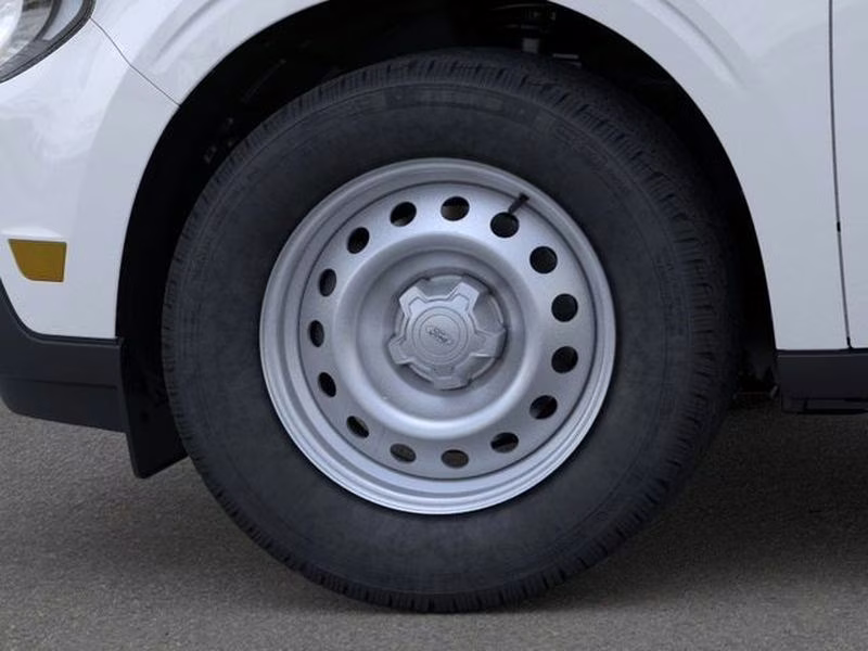 2026 Oxford White Ford Maverick XL FWD Truck