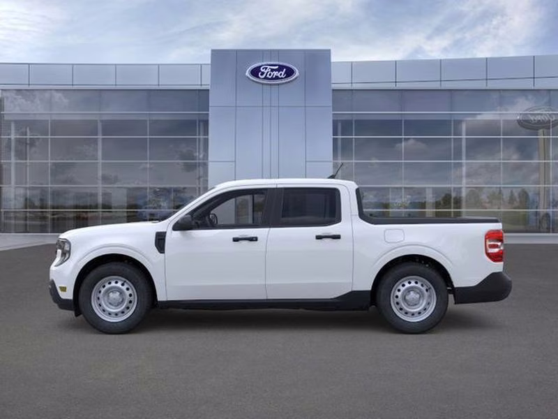 2026 Oxford White Ford Maverick XL FWD Truck