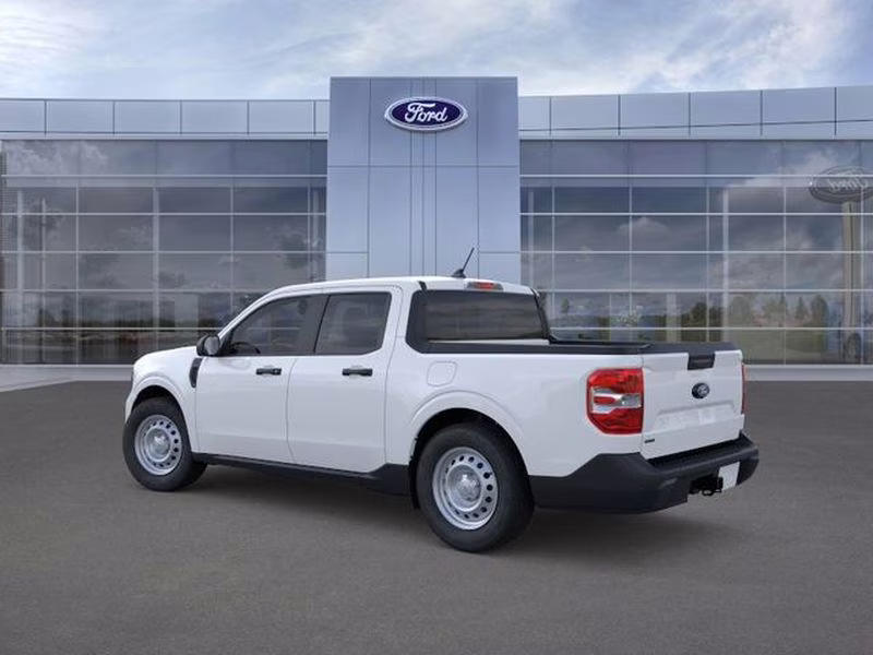 2026 Oxford White Ford Maverick XL FWD Truck