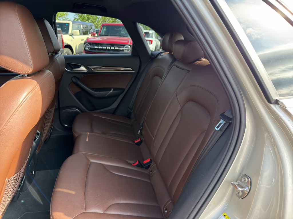 2017 Florett Silver Metallic Audi Q3 Prestige AWD SUV