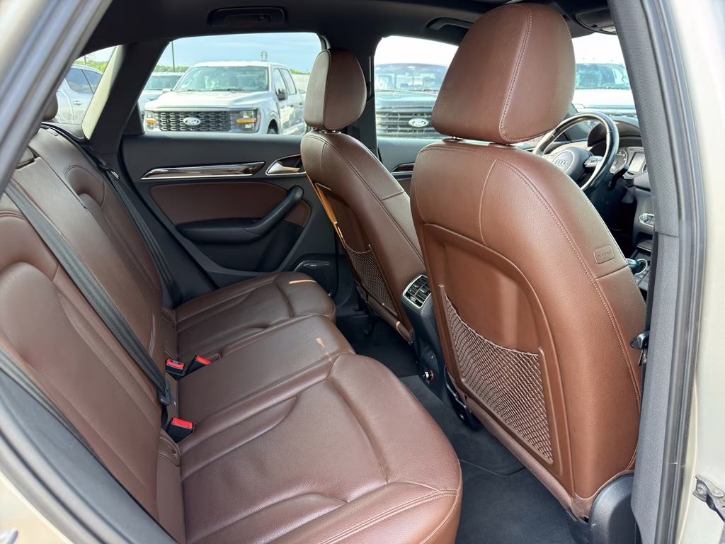 2017 Florett Silver Metallic Audi Q3 Prestige AWD SUV