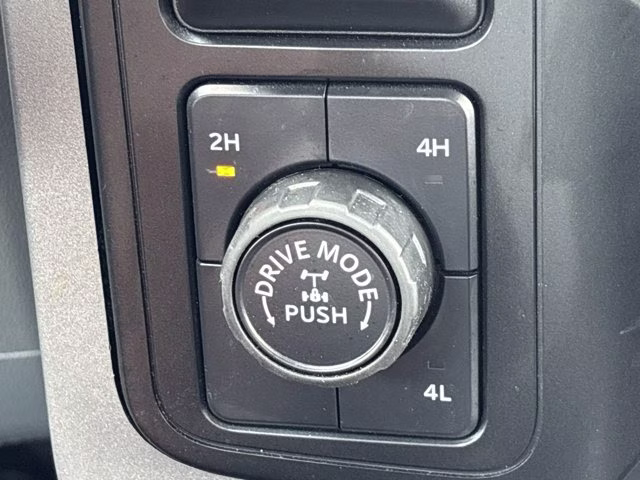 2024 Avalanche Ford F-150 XLT 4X4 Truck
