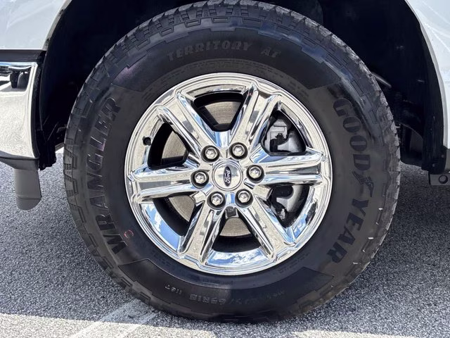 2024 Avalanche Ford F-150 XLT 4X4 Truck