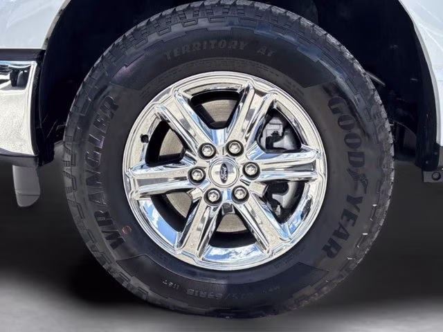 2024 Avalanche Ford F-150 XLT 4X4 Truck