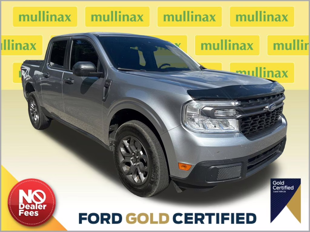 2023 Iconic Silver Metallic Ford Maverick XLT FWD Truck