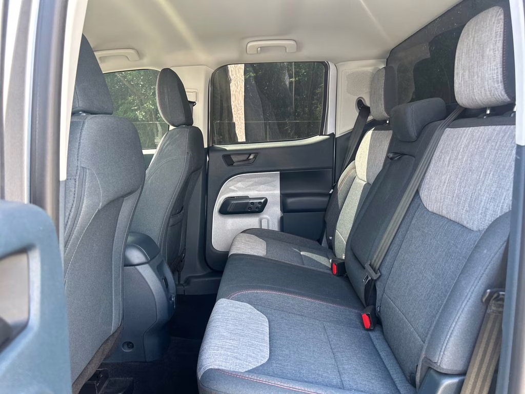 2023 Iconic Silver Metallic Ford Maverick XLT FWD Truck