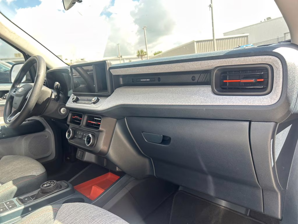 2023 Iconic Silver Metallic Ford Maverick XLT FWD Truck