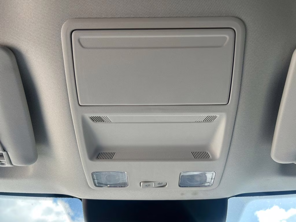 2023 Iconic Silver Metallic Ford Maverick XLT FWD Truck