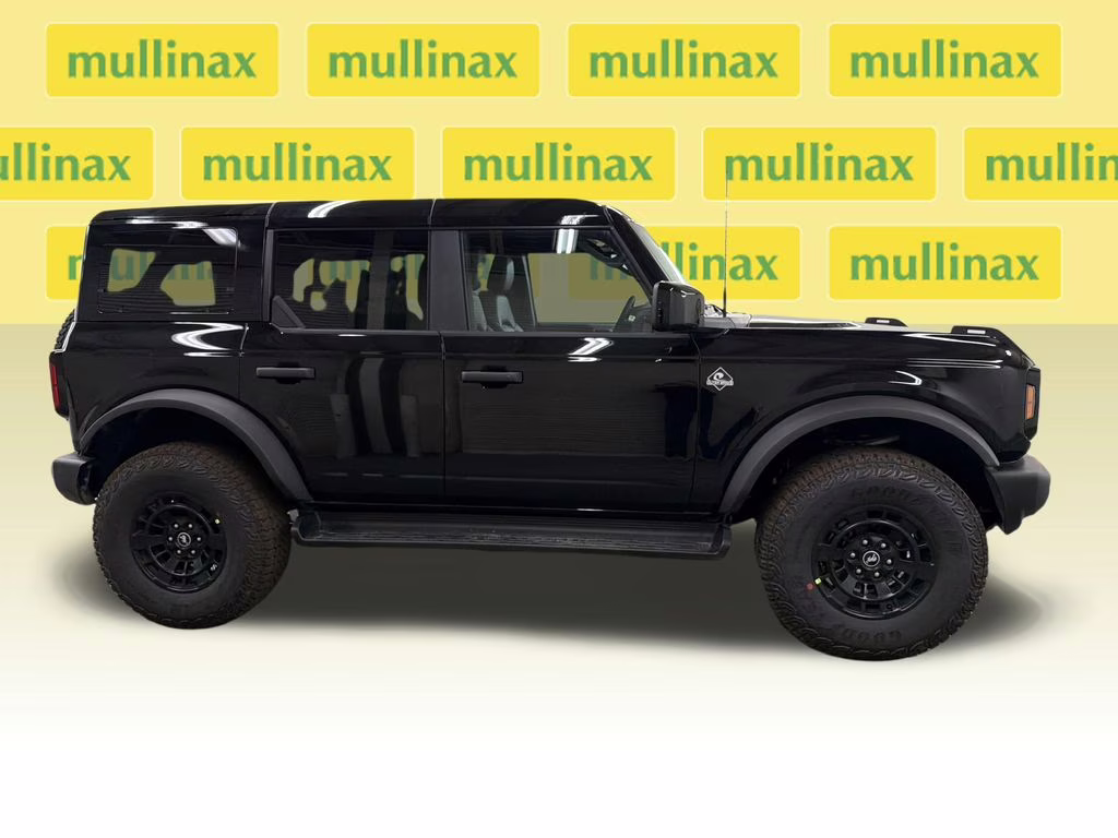 2026 SHADOW BLACK Ford Bronco Outer Banks 4X4 SUV