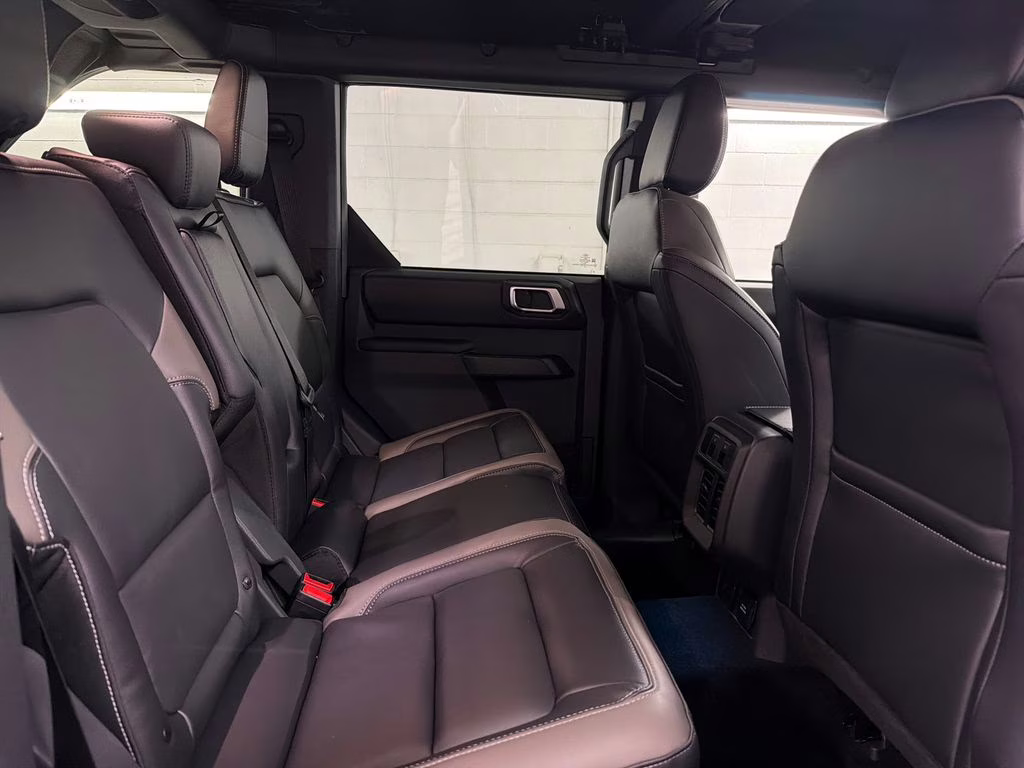 2026 SHADOW BLACK Ford Bronco Outer Banks 4X4 SUV