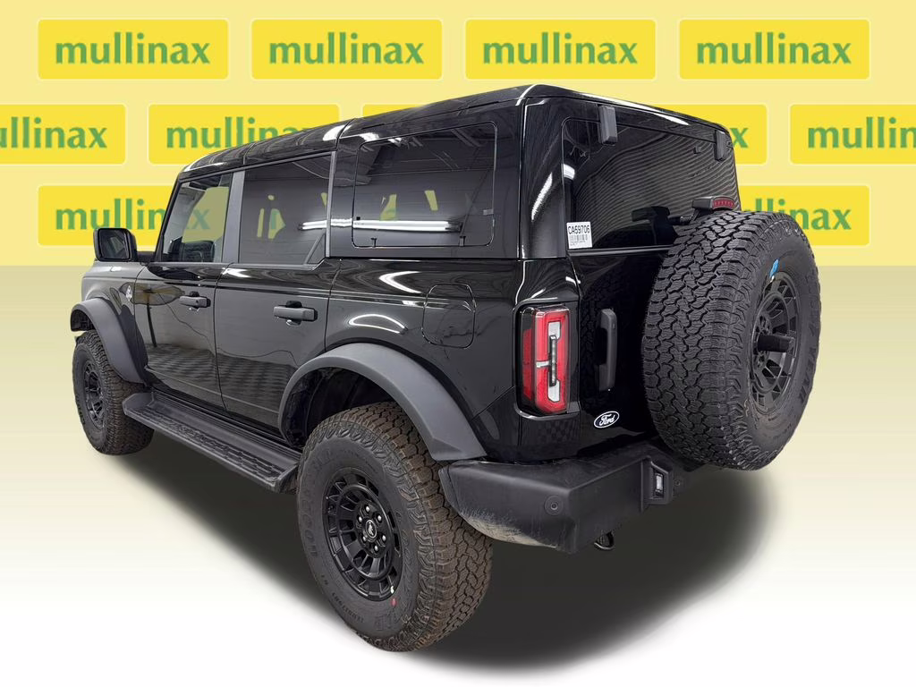 2026 SHADOW BLACK Ford Bronco Outer Banks 4X4 SUV