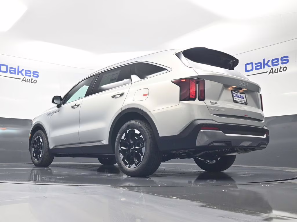 2026 Ivory Silver Kia Sorento S FWD SUV