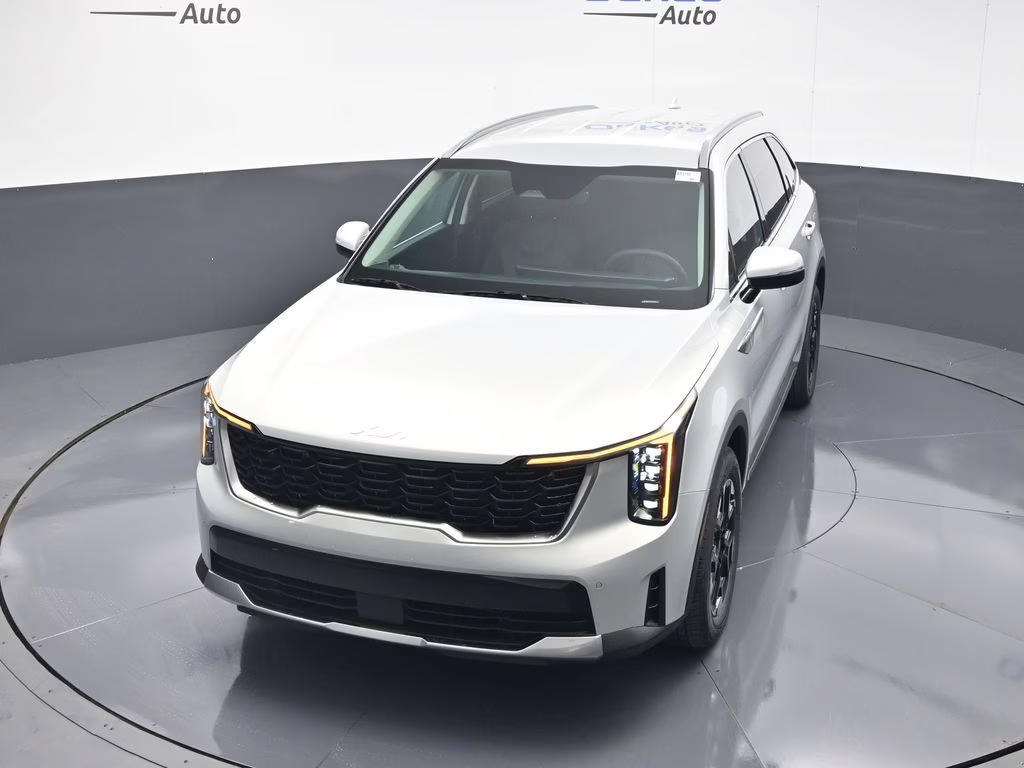 2026 Ivory Silver Kia Sorento S FWD SUV