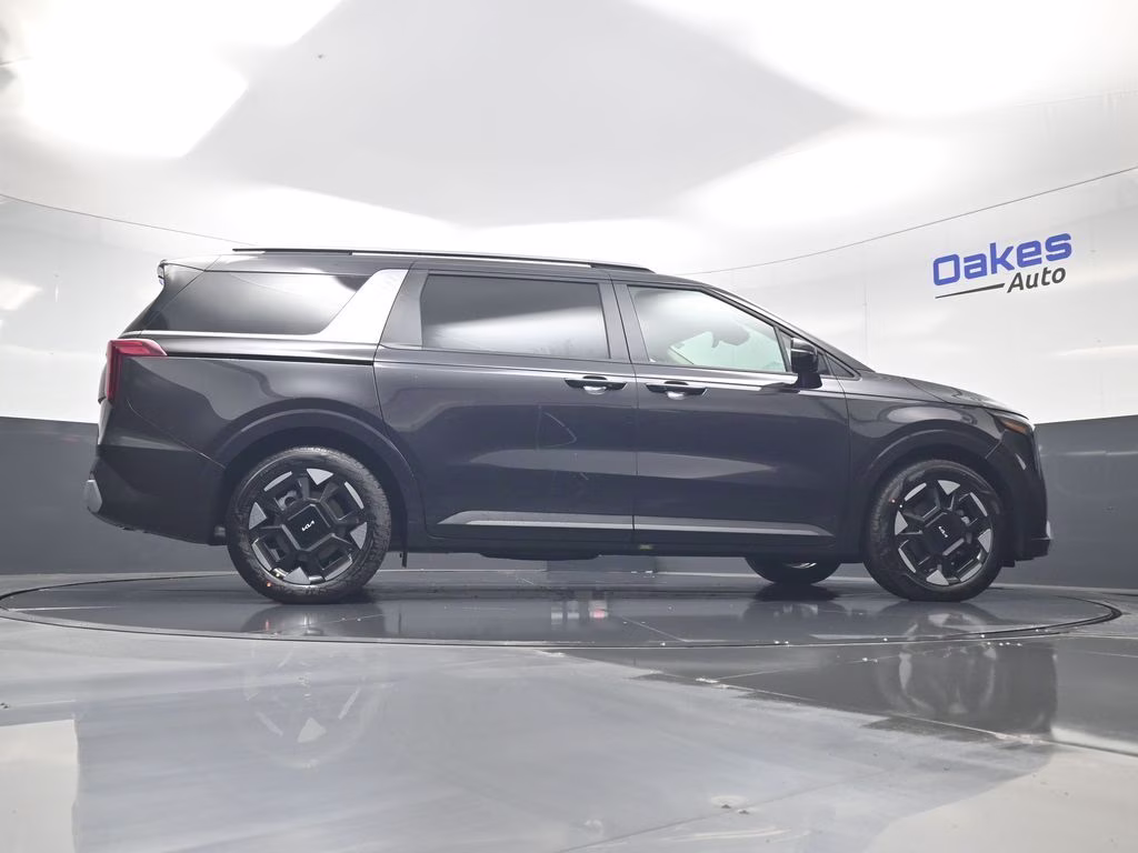 2026 Panthera Metal Kia Carnival EX FWD Van
