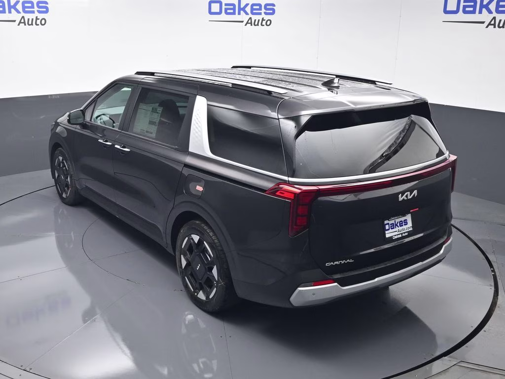 2026 Panthera Metal Kia Carnival EX FWD Van