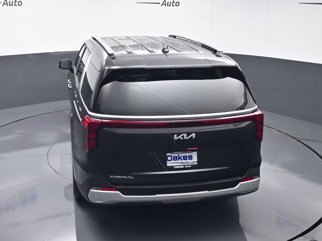 2026 Panthera Metal Kia Carnival EX FWD Van