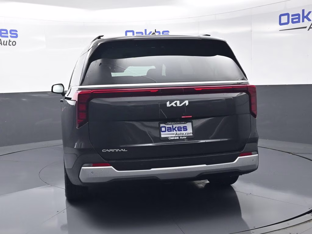 2026 Panthera Metal Kia Carnival EX FWD Van