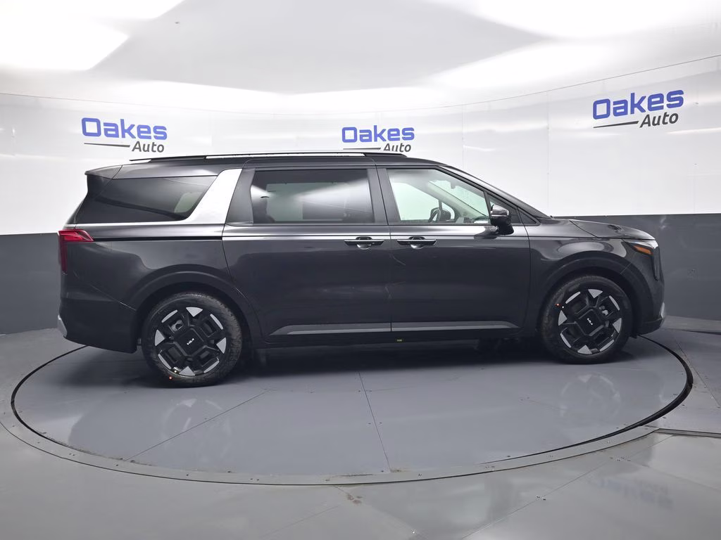 2026 Panthera Metal Kia Carnival EX FWD Van