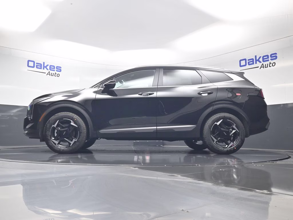 2026 Fusion Black Kia Sportage Hybrid EX AWD SUV