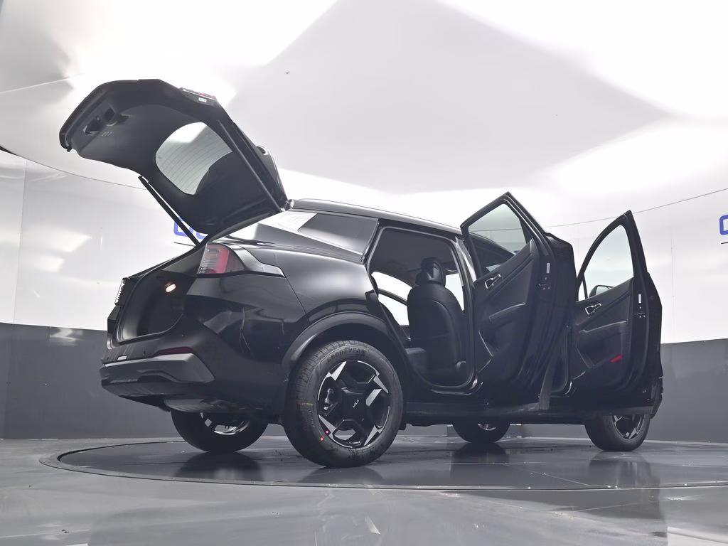2026 Fusion Black Kia Sportage Hybrid EX AWD SUV