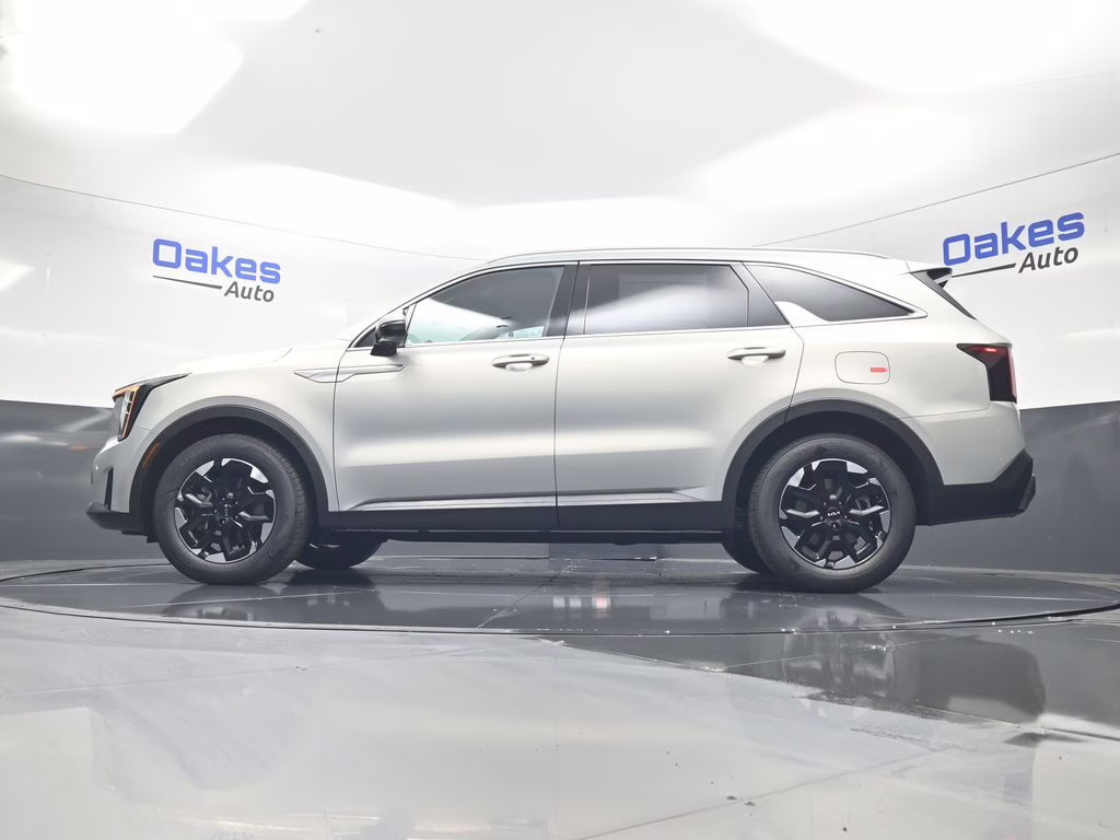 2026 Ivory Silver Kia Sorento S FWD SUV