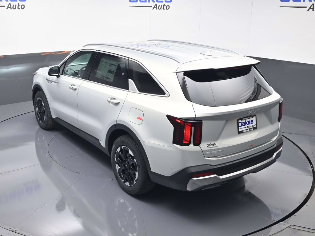 2026 Ivory Silver Kia Sorento S FWD SUV