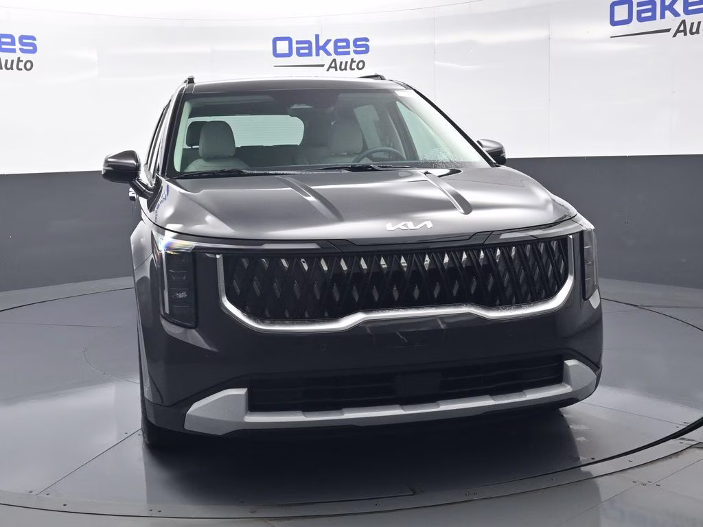 2026 Panthera Metal Kia Carnival EX FWD Van