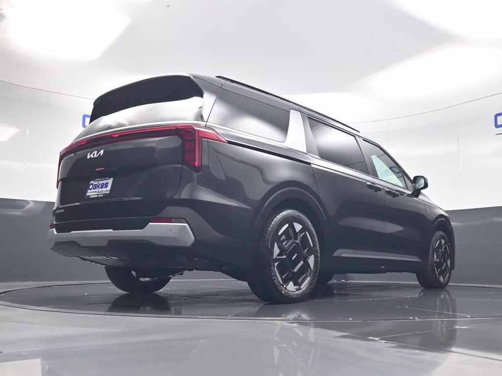 2026 Panthera Metal Kia Carnival EX FWD Van
