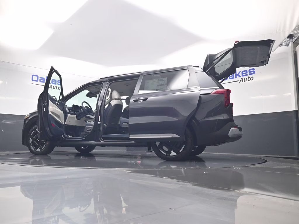 2026 Panthera Metal Kia Carnival EX FWD Van