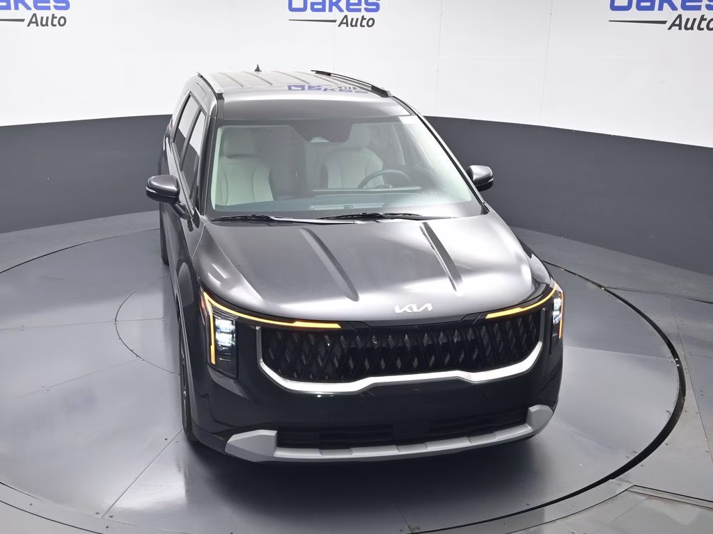 2026 Panthera Metal Kia Carnival EX FWD Van