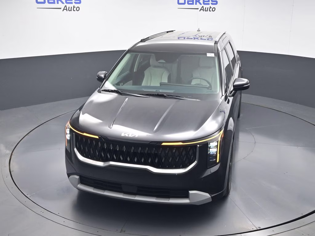 2026 Panthera Metal Kia Carnival EX FWD Van
