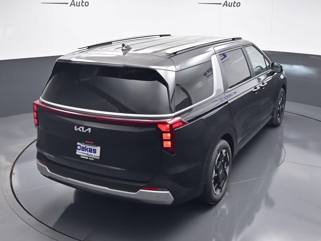 2026 Panthera Metal Kia Carnival EX FWD Van