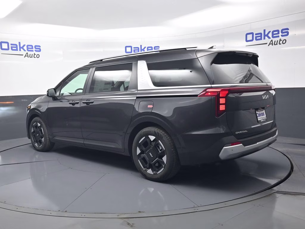 2026 Panthera Metal Kia Carnival EX FWD Van